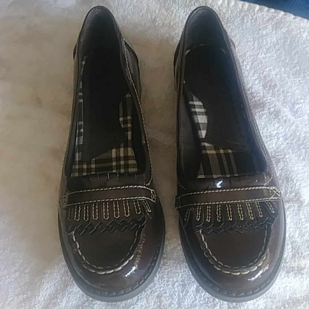 Very nice loafers shiney brown 8m
